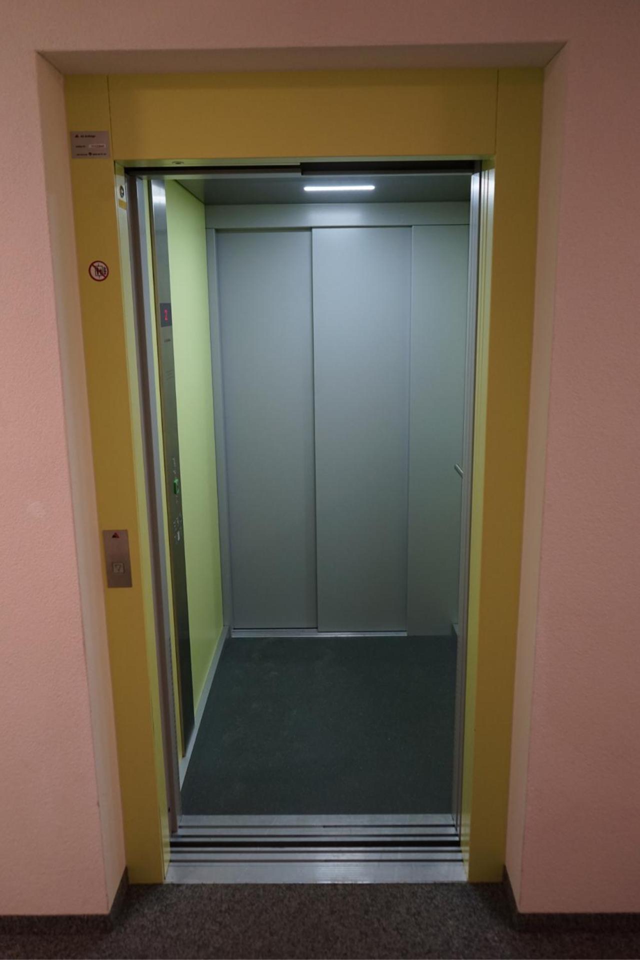 Exklusive 2,5 Zimmer Wohnung Эшенц Экстерьер фото