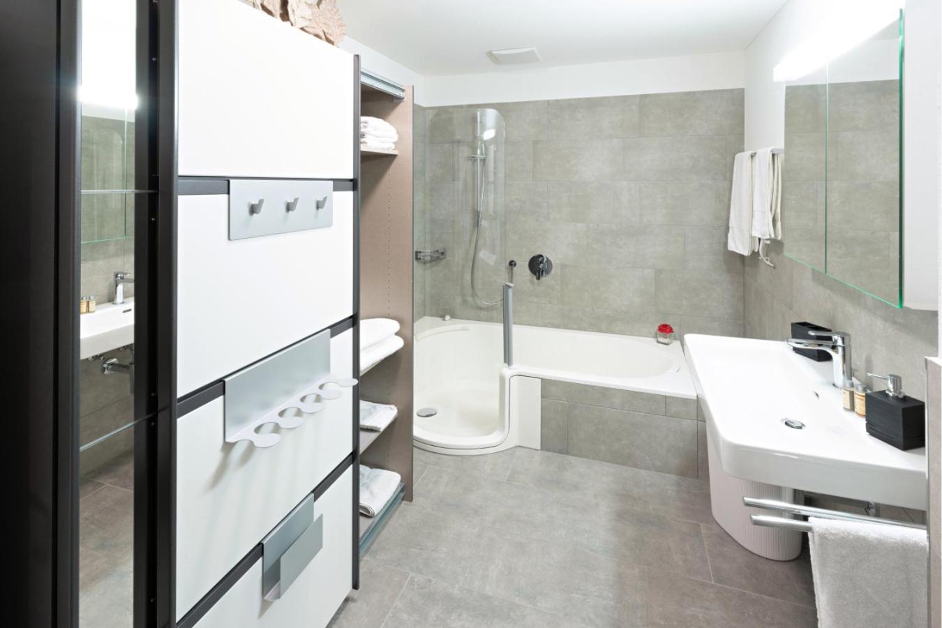 Exklusive 2,5 Zimmer Wohnung Эшенц Экстерьер фото